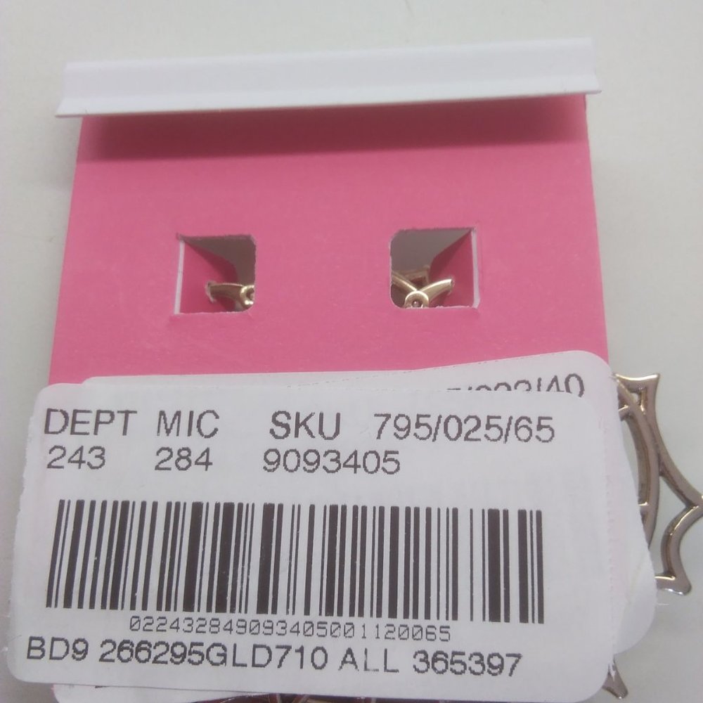 Betsey Johnson New Gold Heart Earrings - Picture 3 of 3